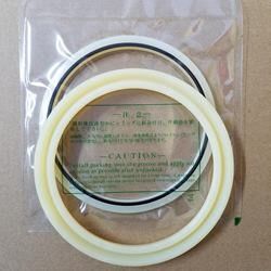 EC210B Zestaw uszczelek cylindra hydraulicznego wysięgnika koparki 14589129 14515051